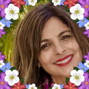 Meet your Posher, Nadia